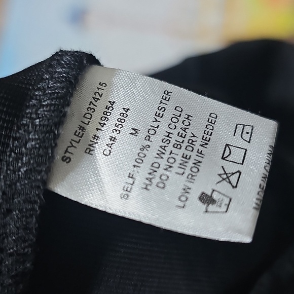 Sage Pleated High Waisted Slit‎ Leg Flare Pants Size Medium NWT - Picture 7 of 9